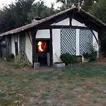 Chez Alexandra Bed & Breakfast Louchats