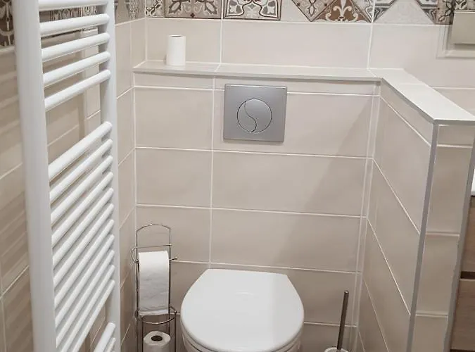 Chez Alexandra Bed & Breakfast